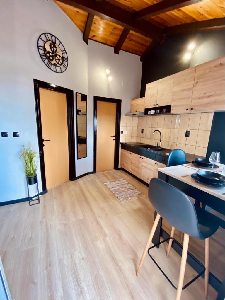 Apartman Milisa 普利莫顿 外观 照片