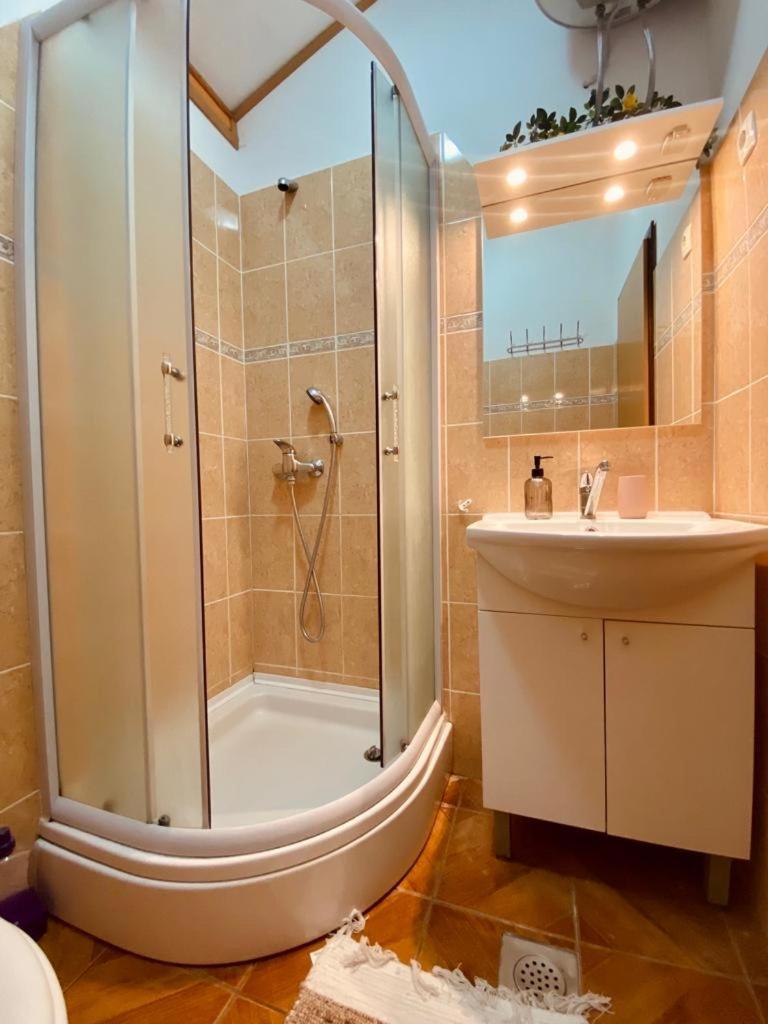 Apartman Milisa 普利莫顿 外观 照片